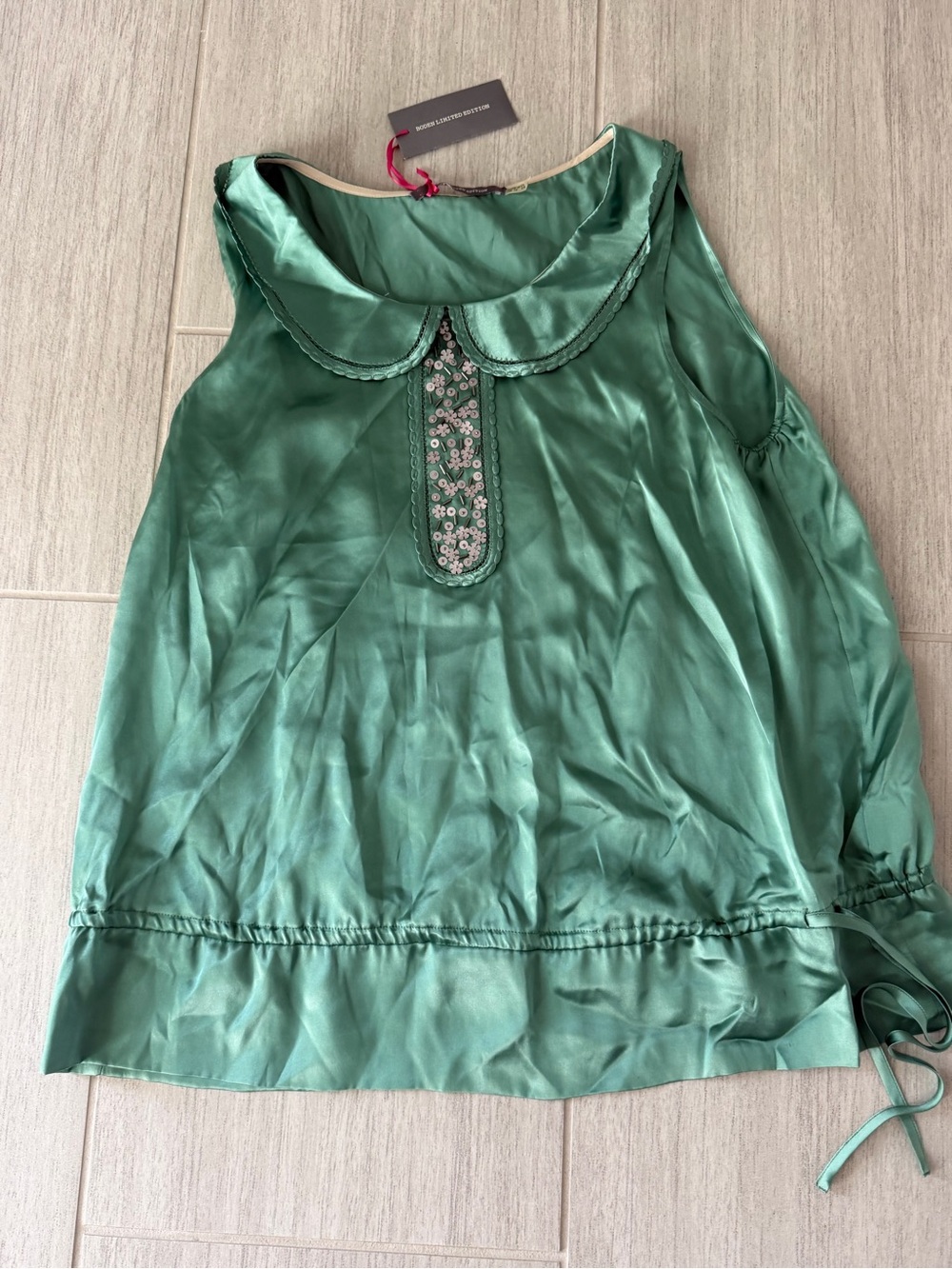 Boden Limited Edition Silk Green Sleeveless Blouse with tie at waist
